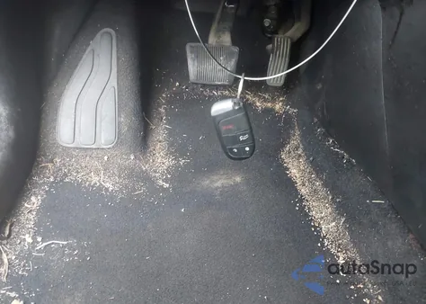 2015 Chrysler 200 Limited из США, поврежденный, VIN 1C3CCCAB2FN704075